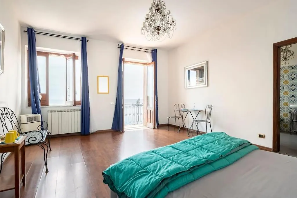 Isola Bella - Rooms Il Pescatore Taormina 0*,  Italy