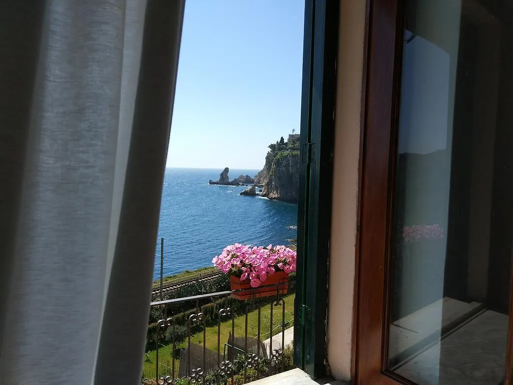 Isola Bella - Rooms Il Pescatore Taormina